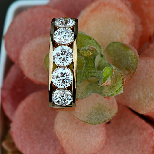 Round Modern Delicate Lab Grown Diamond Engagement Ring