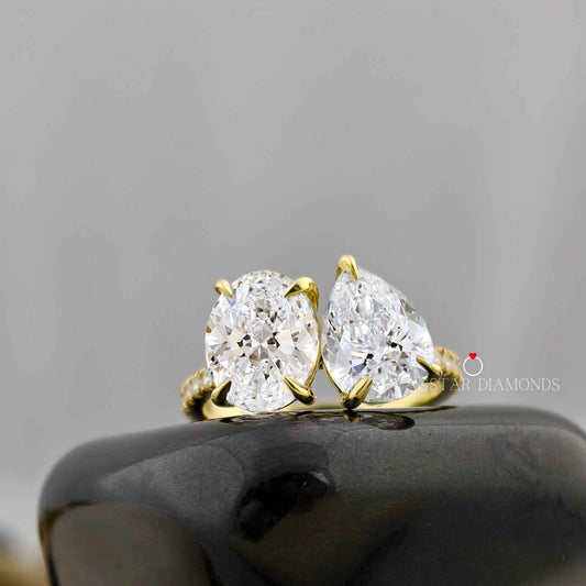 Oval Pear Cut Toi Et Moi Ring