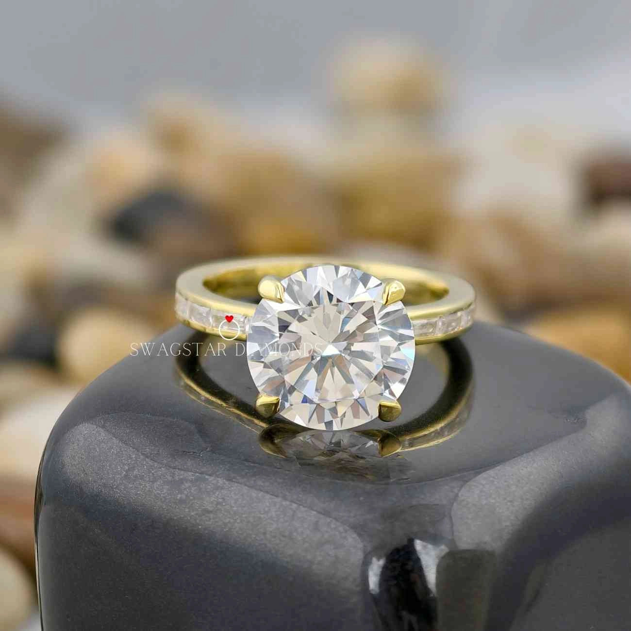 Round Cut Pave Ring Round Cut Pave Ring