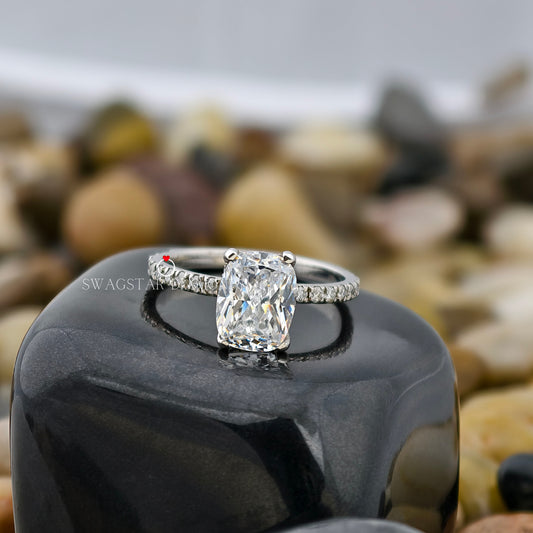 Cushion & Round Lab Grown Diamond Engagement Ring