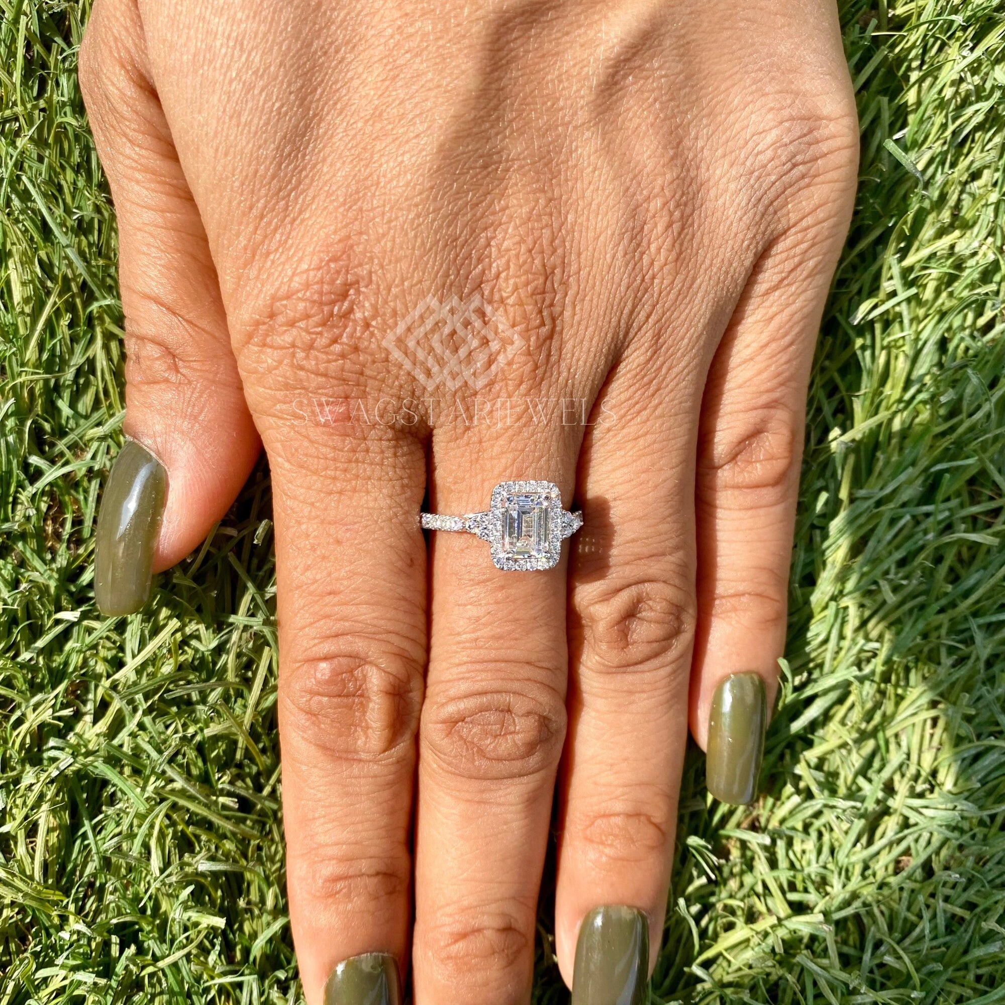 14kt Gold Halo Engagement Rings