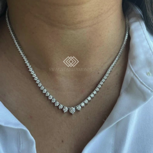 Round Necklace With Lab-Grown & Natural Diamonds, Jewelry By Leading Manufacturer From Swagstar, Surat. Explore Wedding, Engagement, Eternity Rings,  Earring & Studs, Bracelets In 10k, 14k, & 18k Gold Varieties, Including White, Yellow, Rose Gold.