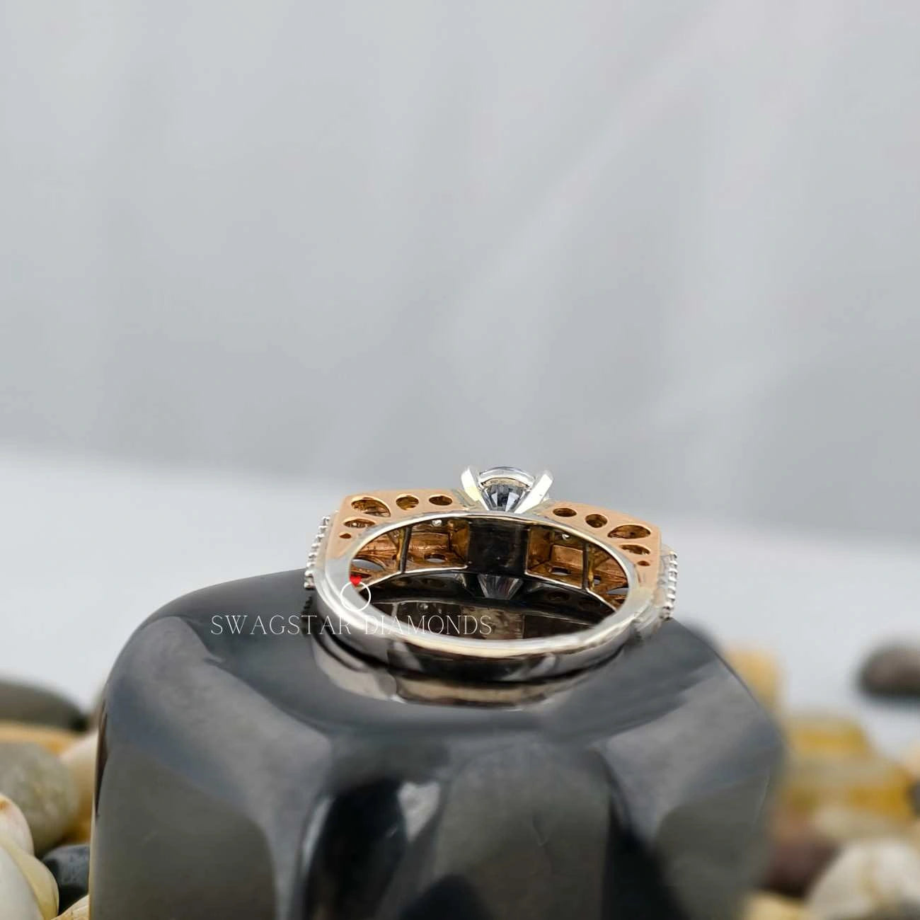 1 Carat Round Cut CVD Diamond Ring
