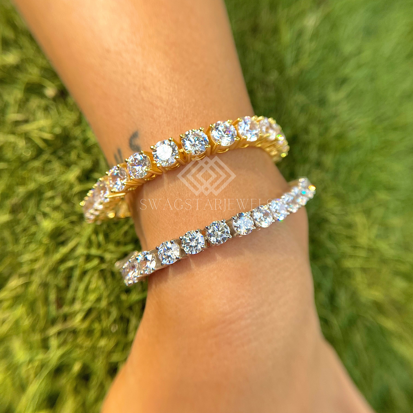 Dual Bracelet With Lab-Grown & Natural Diamonds, Jewelry By Leading Manufacturer From Swagstar, Surat. Explore Wedding, Engagement, Eternity Rings,  Earring & Studs, Bracelets In 10k, 14k, & 18k Gold Varieties, Including White, Yellow, Rose Gold.