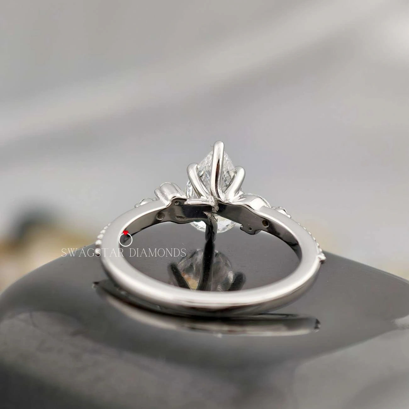 Art Deco Millgrain Shank Ring
