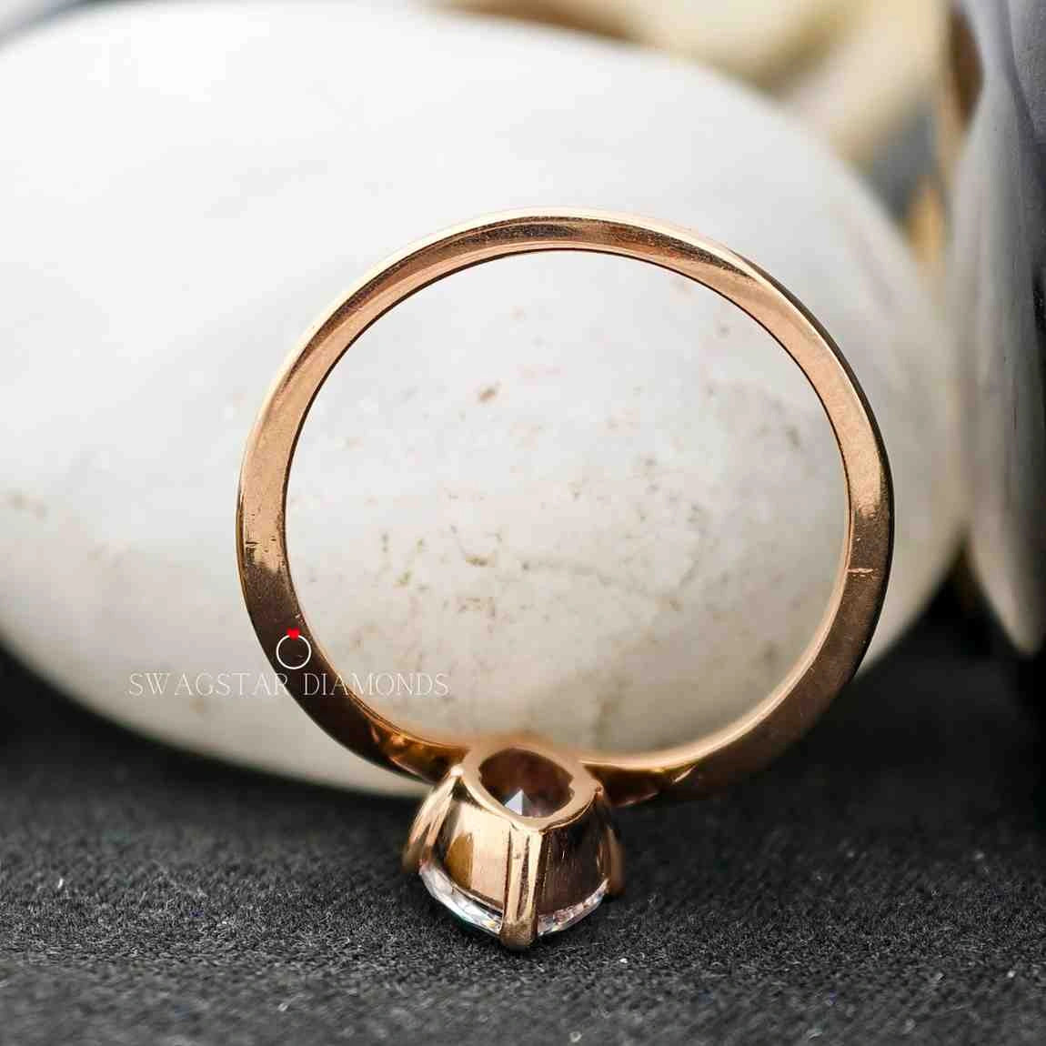 Curved Wedding Ring for Women