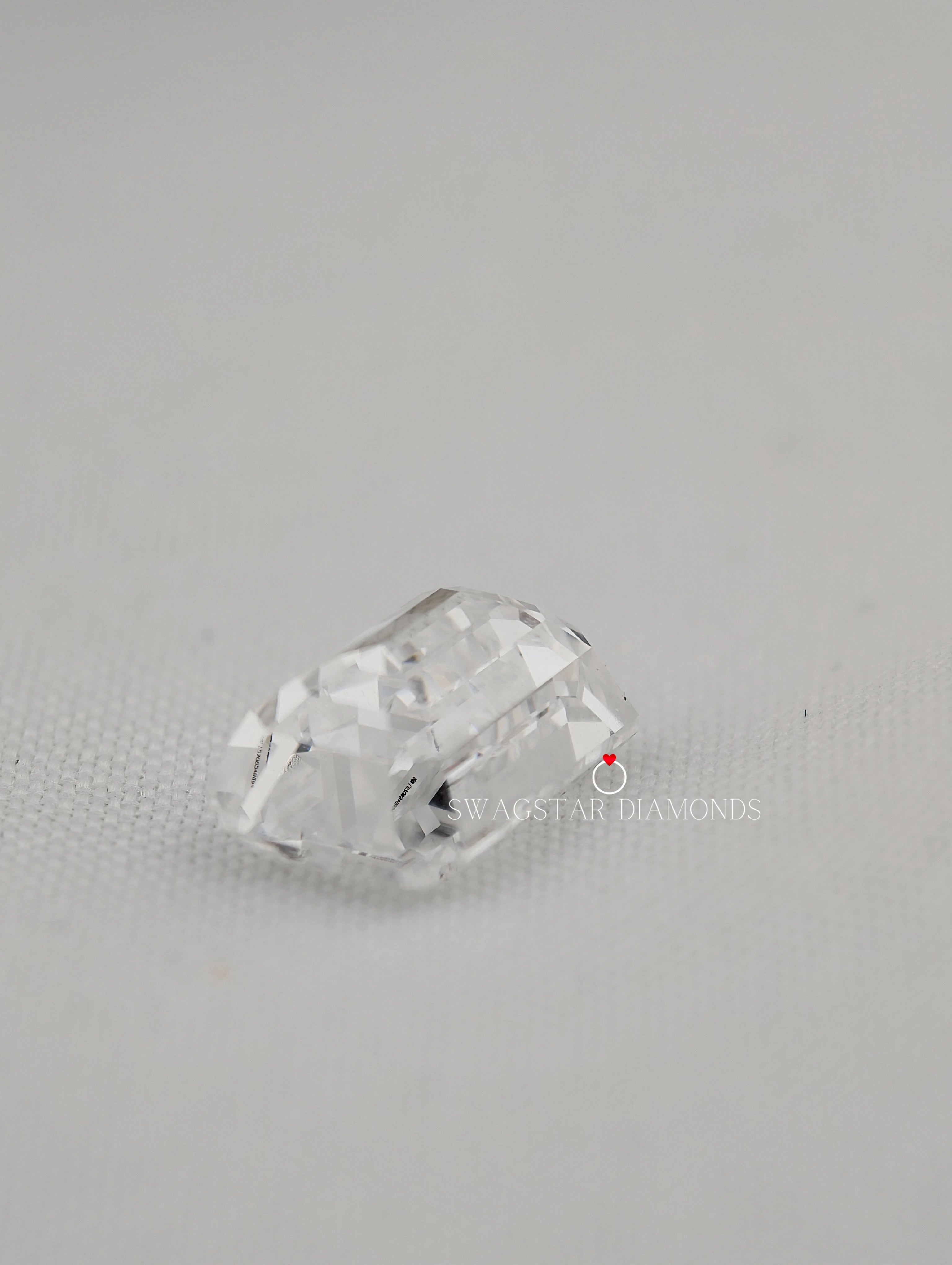IGI Certified Emerald Cut Lab Grown Diamond 1.00 Carat To 5.00 Carat D to G Color VVS1 to VS2 Clairity