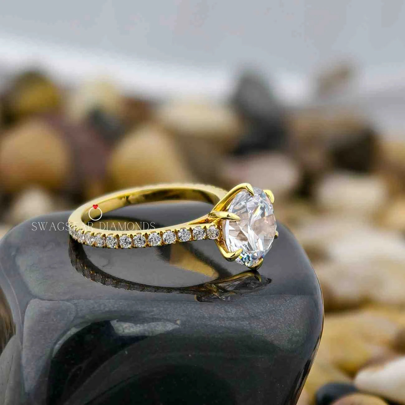 Lab Grown Diamond Anniversary Rings