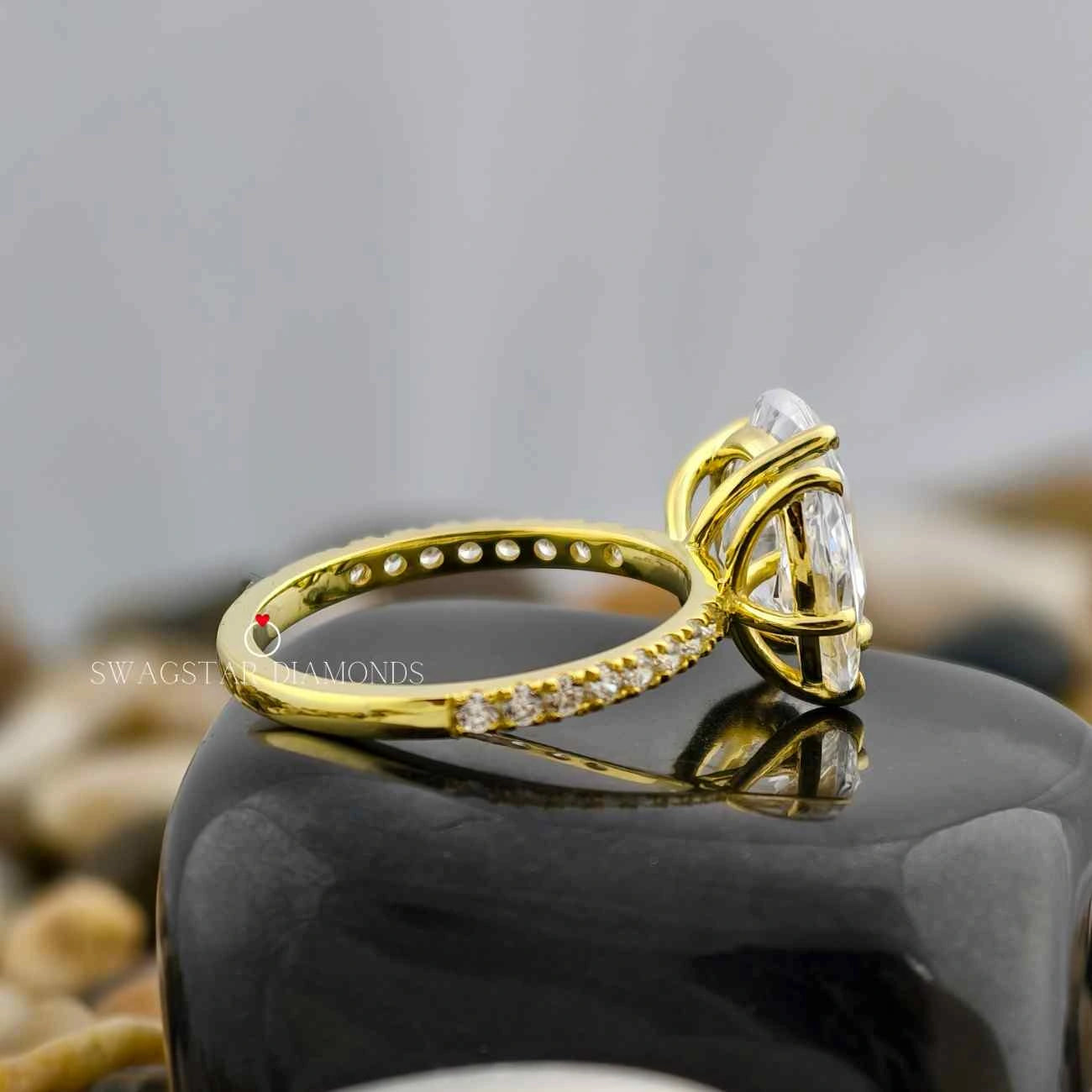 Marquise And Oval Cut CVD Diamond Toi et Moi Ring
