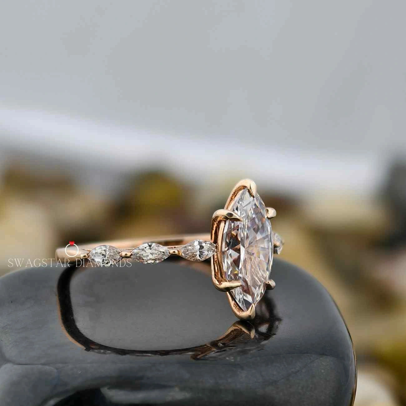 Moissanite Diamond Wedding Ring