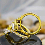 Pear Cut Engagement Ring Set