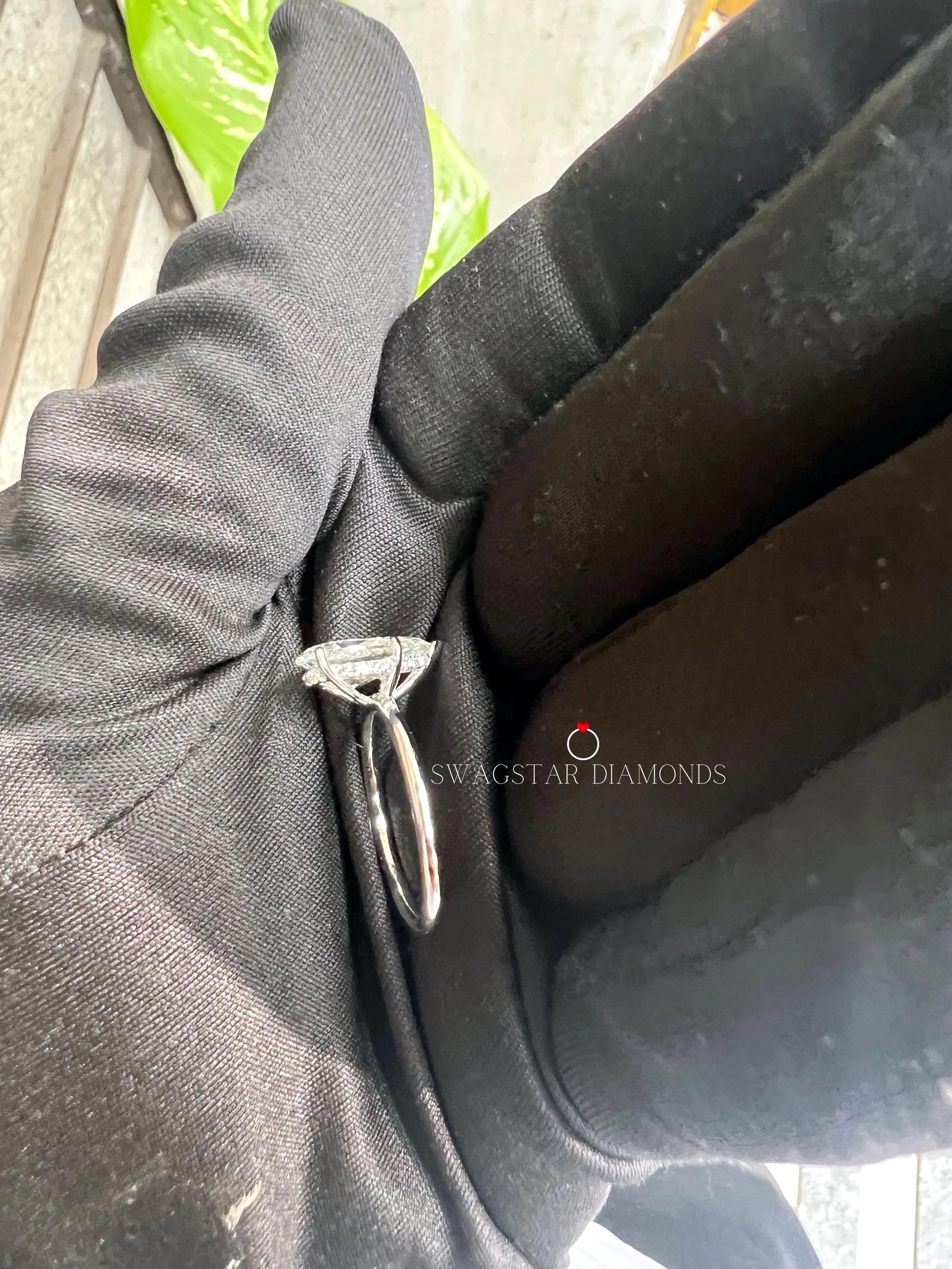 Pear Cut IGI Certified Diamond Ring..