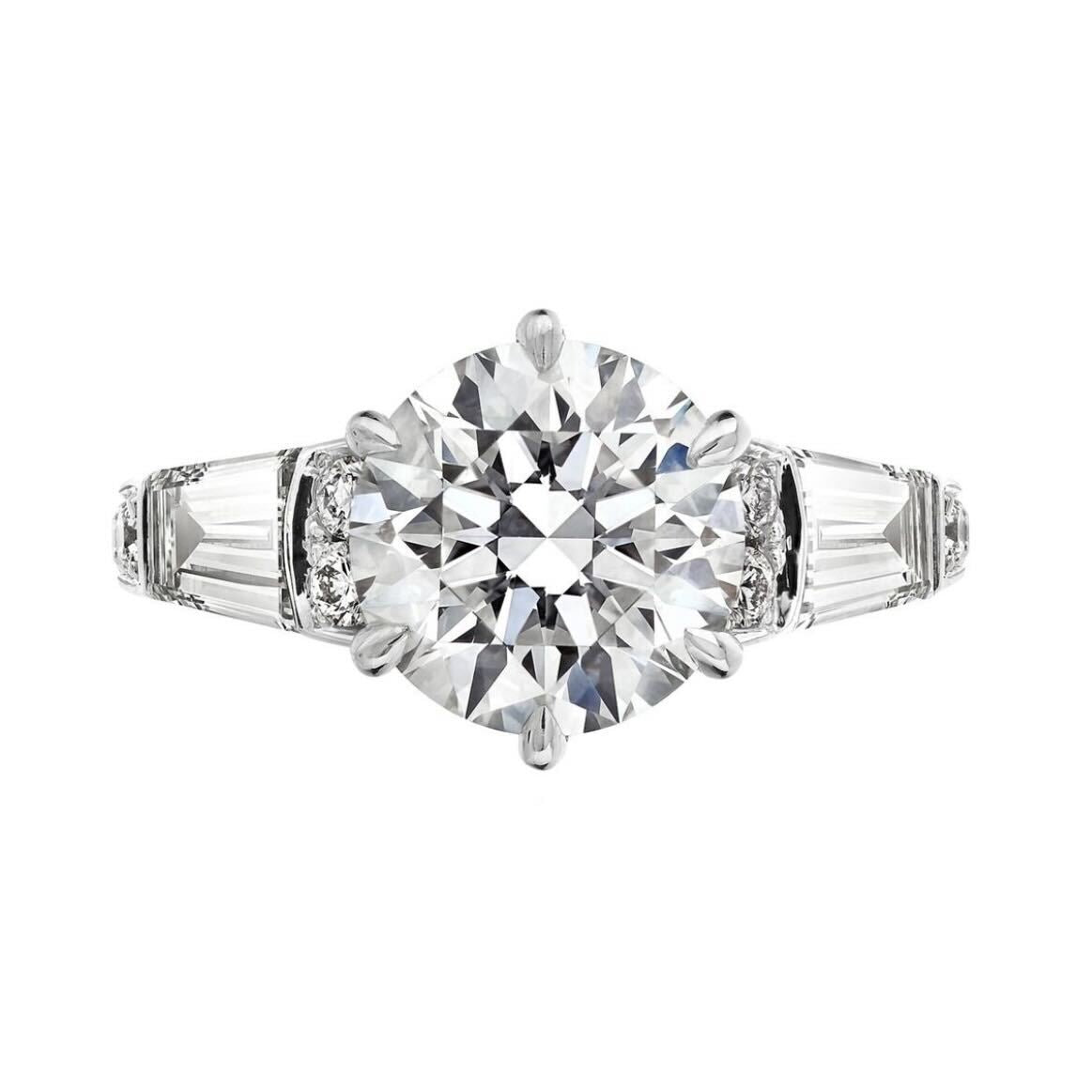 Princess Beatrice Engagements Rings