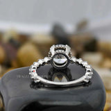 Round Cut Engagement Ring For Women