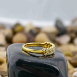 Round Cut Engagement Ring