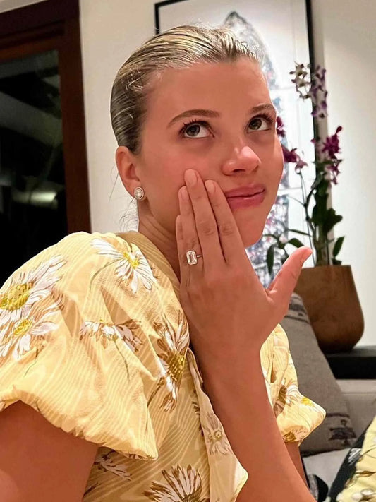 Sofia Richie Engagement Ring