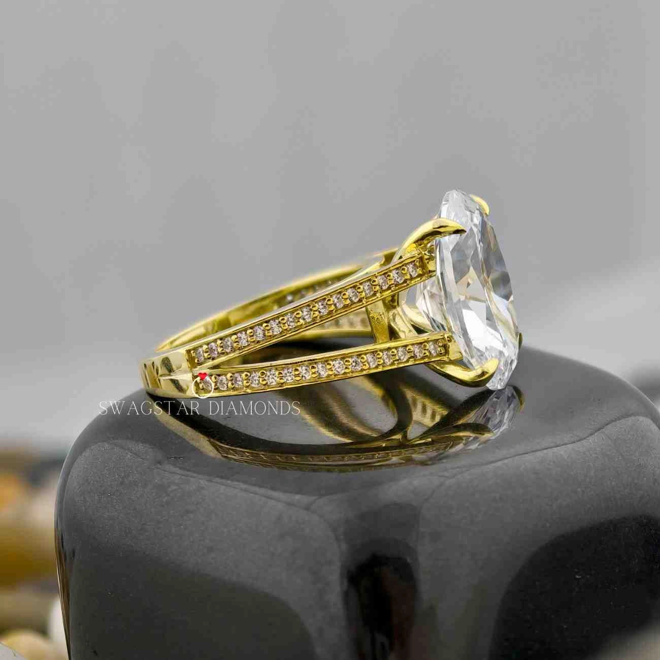 Split Shank Oval Cut Diamond Ring 