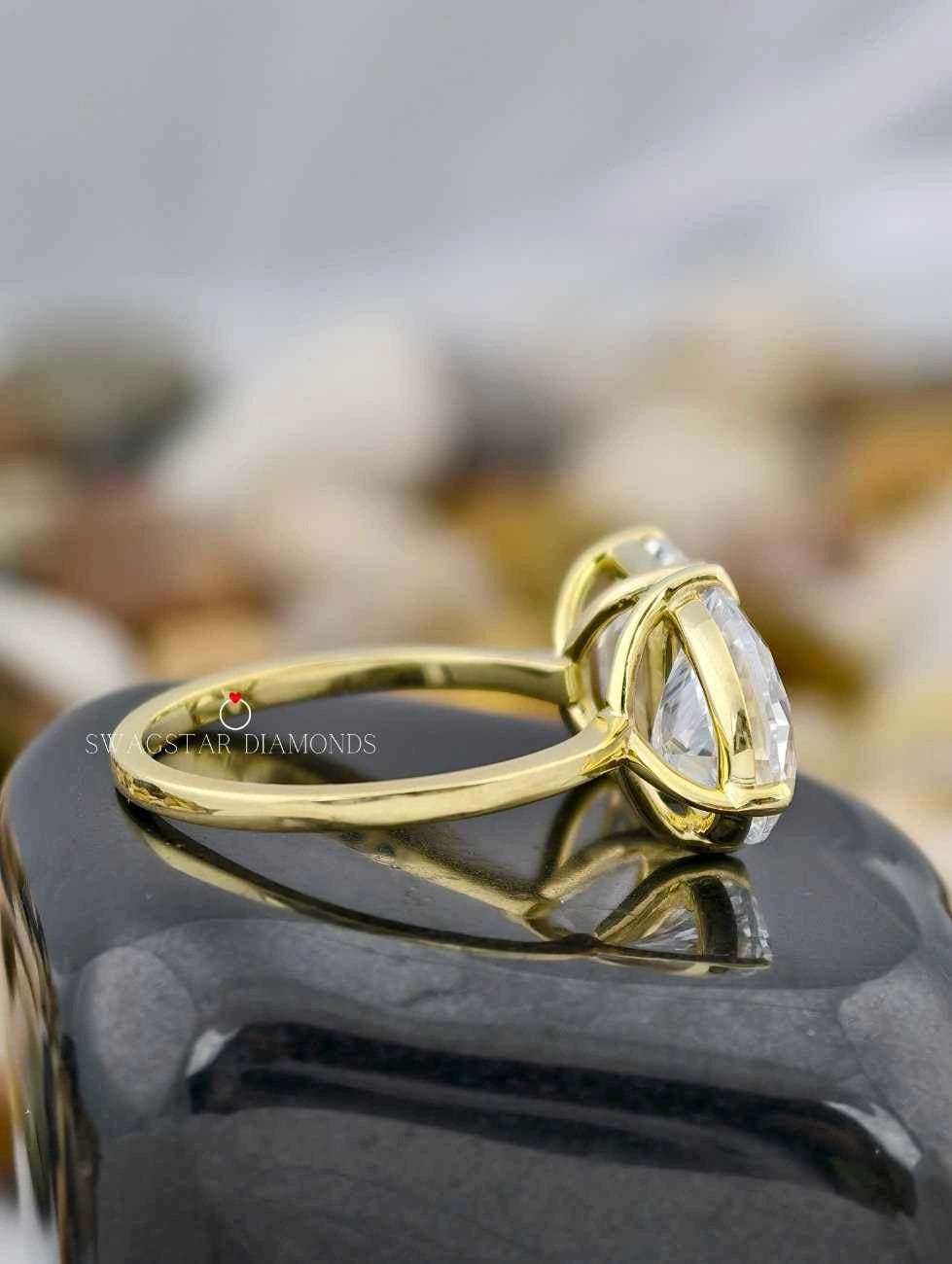 Toi Et Moi Engagement Ring

