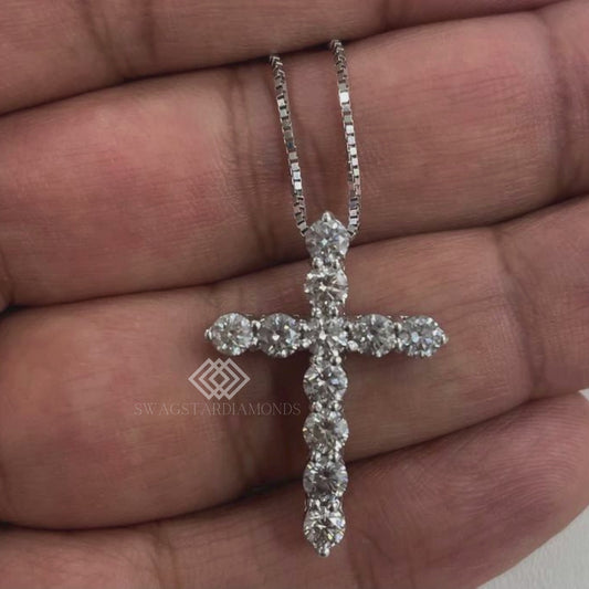 Christian Jesus Pendant Lab-Grown & Natural Diamonds, Jewelry By Leading Manufacturer From Swagstar, Surat. Explore Wedding, Engagement, Eternity Rings,  Earring & Studs, Bracelets In 10k, 14k, & 18k Gold Varieties, Including White, Yellow, Rose Gold.